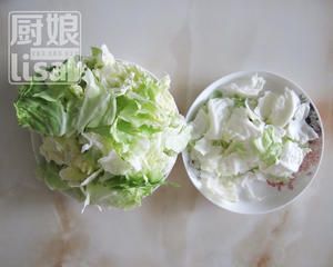【爆炒卷心菜】的做法 步驟1
