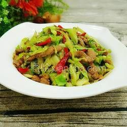 卷心菜炒牛肉的做法[圖]