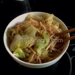 土豆炒卷心菜的做法[图]