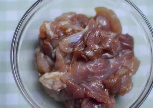 冬天記得要吃這菜，不然又要等來年，一鍋炒營養(yǎng)又下飯