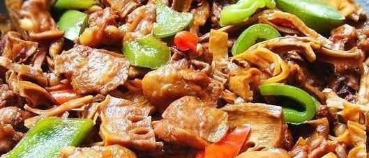 一道美味的家常菜——筍干燒雞（健康美味）