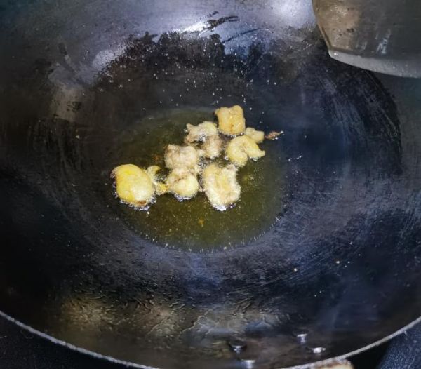純奶手撕吐司的做法 步驟1