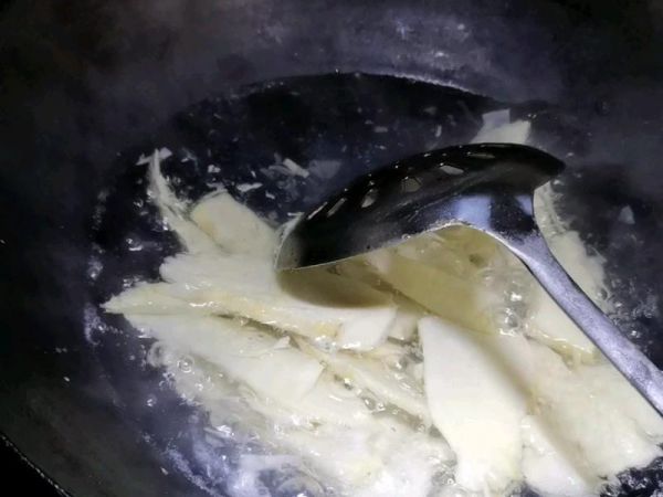 純奶手撕吐司的做法 步驟1