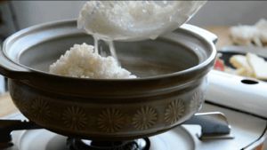 黯然销魂【冬笋腊味煲仔饭】的做法步骤 第2步