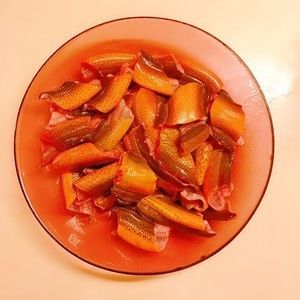 超下饭的红烧鳝段的做法步骤 第1步