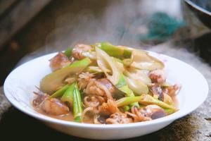 竹筍燒小魷魚的做法 步驟6