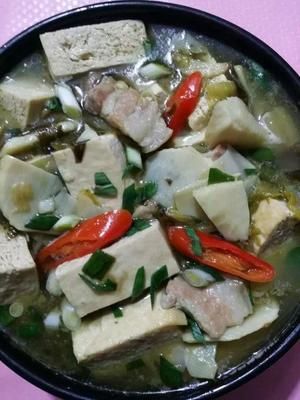 酸菜五花肉冬筍燉凍豆腐的做法 步驟6