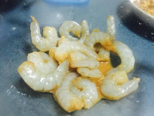 純奶手撕吐司的做法 步驟1