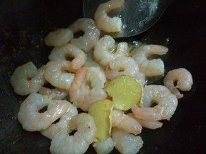 冬筍炒蝦仁的做法步驟 第2步