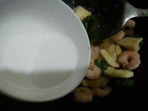 冬筍炒蝦仁的做法步驟 第6步