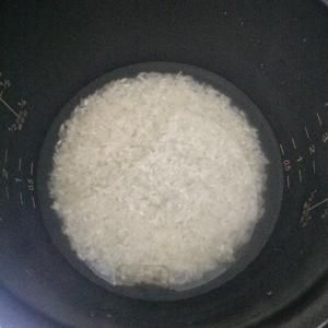 日式竹筍飯的做法 步驟2
