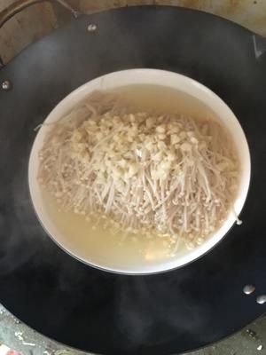蒜蓉金针菇—健康低脂家常菜的做法 步骤5