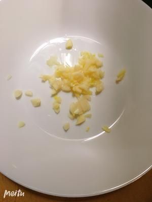 蒜蓉炒上海青的做法 步骤3