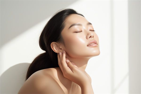 福州超聲溶脂瘦腰醫(yī)生排名榜2024及成功案例分享！