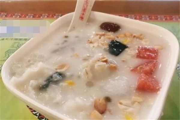 ?？隍T樓老街十大必吃美食，個個口感美味