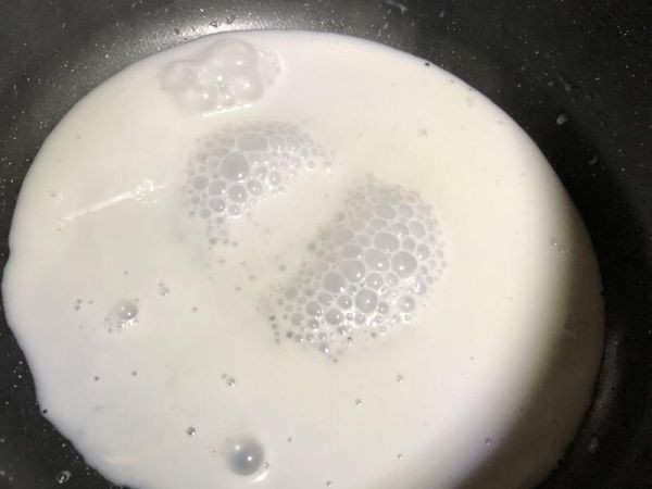 純奶手撕吐司的做法 步驟1