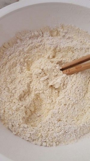蕎麥和玉米面窩頭的做法步驟 第1步