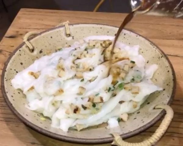 廣式拉腸粉