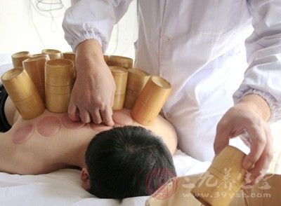 經(jīng)常拔火罐會(huì)導(dǎo)致皮膚感染