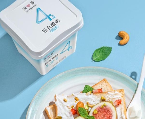 輕食風潮襲來，簡愛輕食酸奶攜低GI、低GL雙重認證切入健康餐食市場