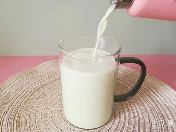 夏天不可錯(cuò)過的飲品，低卡低脂，營(yíng)養(yǎng)又好喝_新浪眾測(cè)
