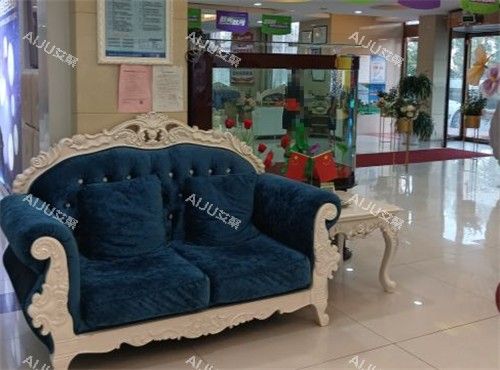 青島諾美德整形休息區(qū)環(huán)境圖