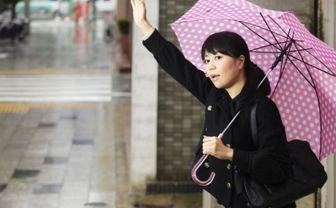 月經(jīng)期吃什么水果 經(jīng)期不能吃什么水果 女人經(jīng)期的飲食宜忌