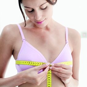 產(chǎn)后如何預(yù)防乳房萎縮、下垂