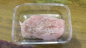 蜂蜜芥末煎鸡胸肉的做法 步骤1