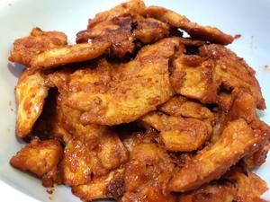 无油版韩式蒜香煎鸡胸肉（减肥大餐）的做法 步骤7