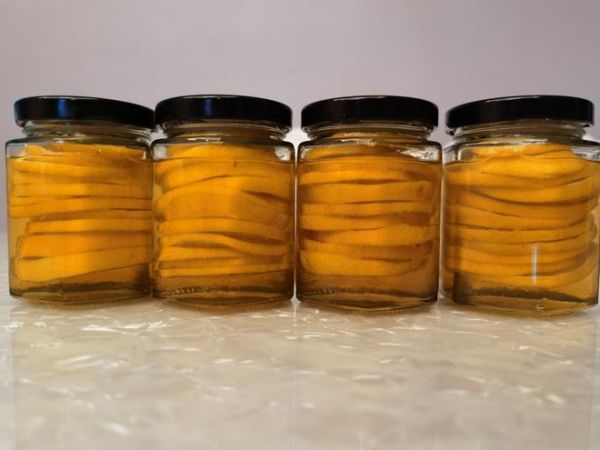 夏天到了做點檸檬蜂蜜水吧的做法