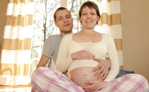 孕婦能喝蜂蜜柚子茶嗎 孕婦喝蜂蜜柚子茶好嗎 孕婦能喝蜂蜜柚子茶么