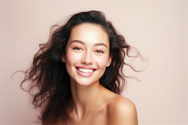 深圳硅膠假體植入豐額頭美容醫(yī)院排行榜（了解深圳豐額頭美容醫(yī)院哪家好）