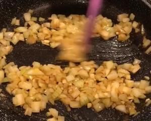 蝦仁番茄意面的做法 步驟4