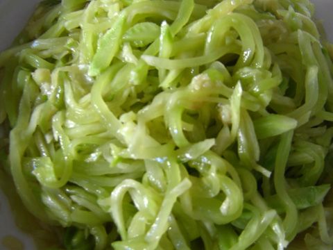 坐月子能吃萵苣嗎？產(chǎn)婦吃萵苣的食用禁忌
