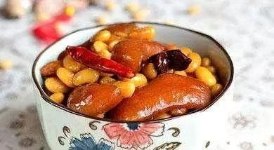 黃豆的8種做法，拌涼菜做零食都好吃，健康美味！