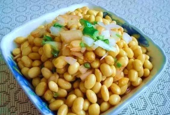 黃豆的8種做法，拌涼菜做零食都好吃，健康美味！