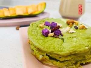 無(wú)油無(wú)糖無(wú)面粉??抹茶香蕉酸奶蛋糕一份(208卡)的做法 步驟2