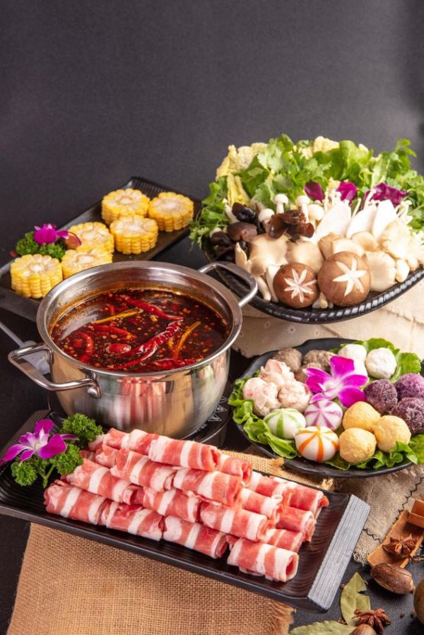 營(yíng)養(yǎng)吃火鍋，健康過(guò)暖冬
