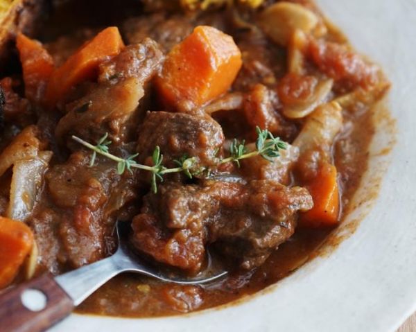 【健康三餐】黑醋紅酒燉牛肉的做法