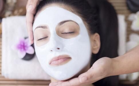 保濕產(chǎn)品的成分有哪些 保濕產(chǎn)品的成分是什么 保濕產(chǎn)品的有哪些成分