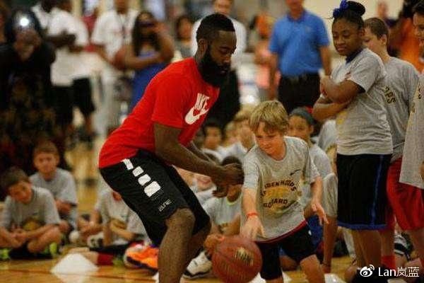 请抓住孩子各阶段身体素质发展的敏感期！