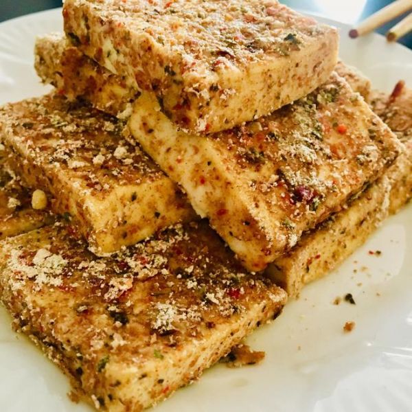 「低碳飲食」 純粹的蛋白質(zhì)——蛋奶素杜坎快手脆皮烤豆腐的做法