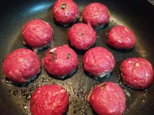 杜坎減肥餐PP日の亞洲牛肉丸的做法 步驟3