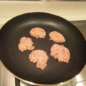 燕麥麩牛肉餅-杜坎減肥篇的做法 步驟4