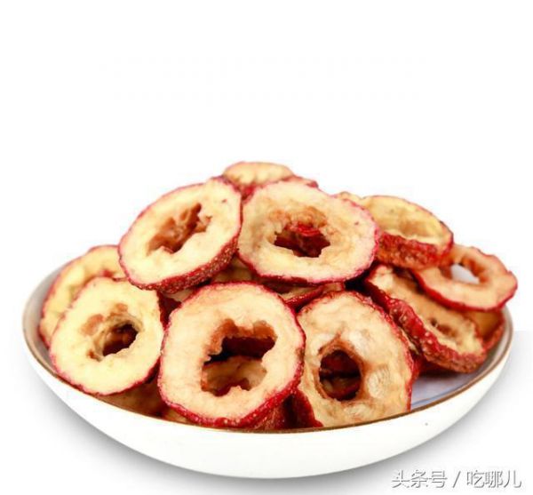 每天5片山楂片泡水喝有7大益處，很多人都不知道！