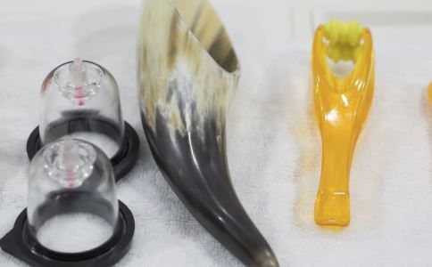 拔火罐后睡覺可以開空調(diào)嗎 夏季拔罐后要注意哪些 拔罐有哪些好處
