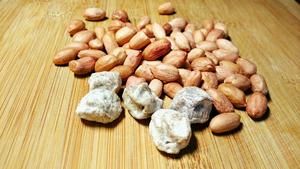 話梅花生米的做法 步驟1