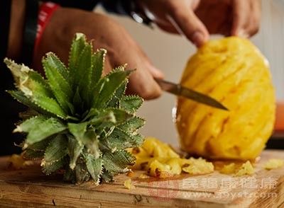 要多吃些菠蘿