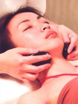 女性經(jīng)絡(luò)暢通的8種方法排毒瘦身